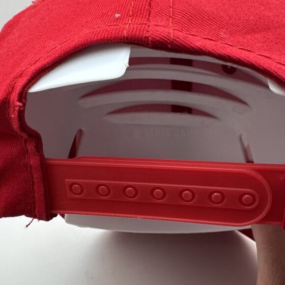 Cabela's SnapBack Cap Hat Red Size OSFM Embroidered Logo - Picture 3 of 5